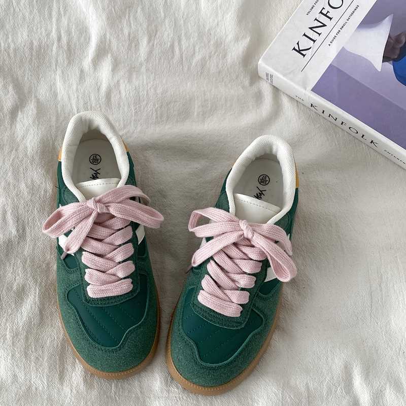 Niche Retro Green German Training Shoes For Women