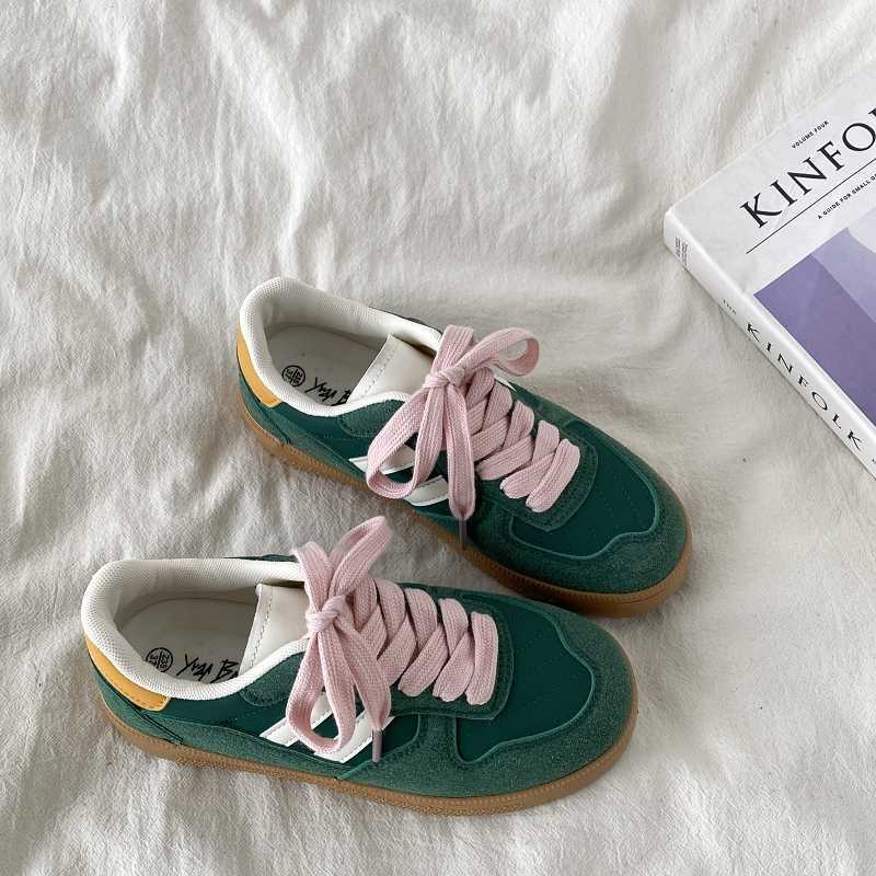 Niche Retro Green German Training Shoes For Women