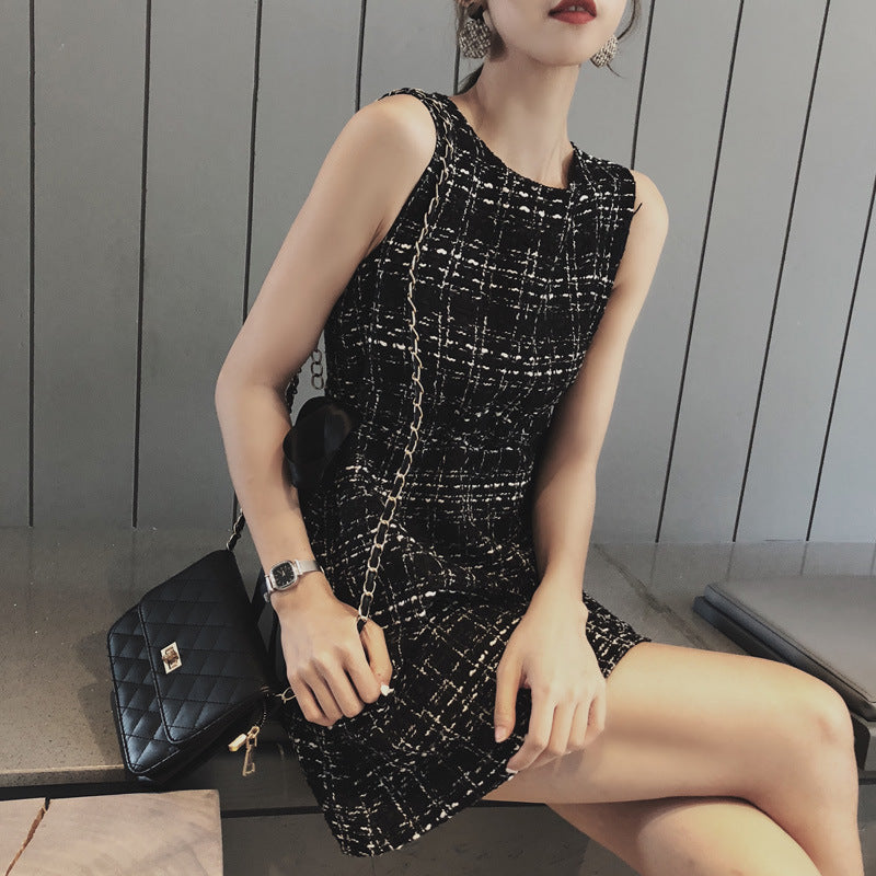 Early Autumn Sleeveless Women's Dress