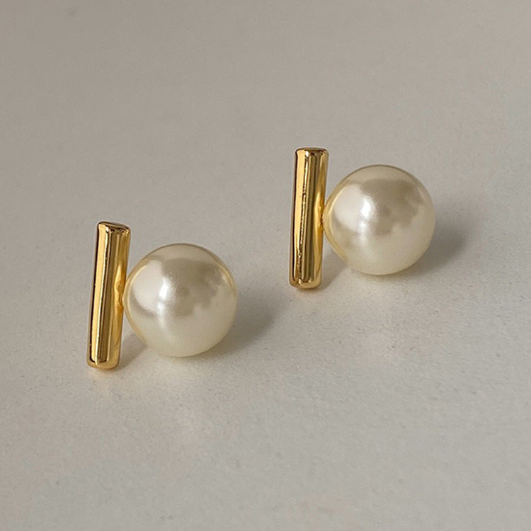 Women's Metal Pearl Stud Earrings