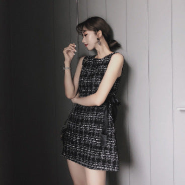 Early Autumn Sleeveless Women's Dress