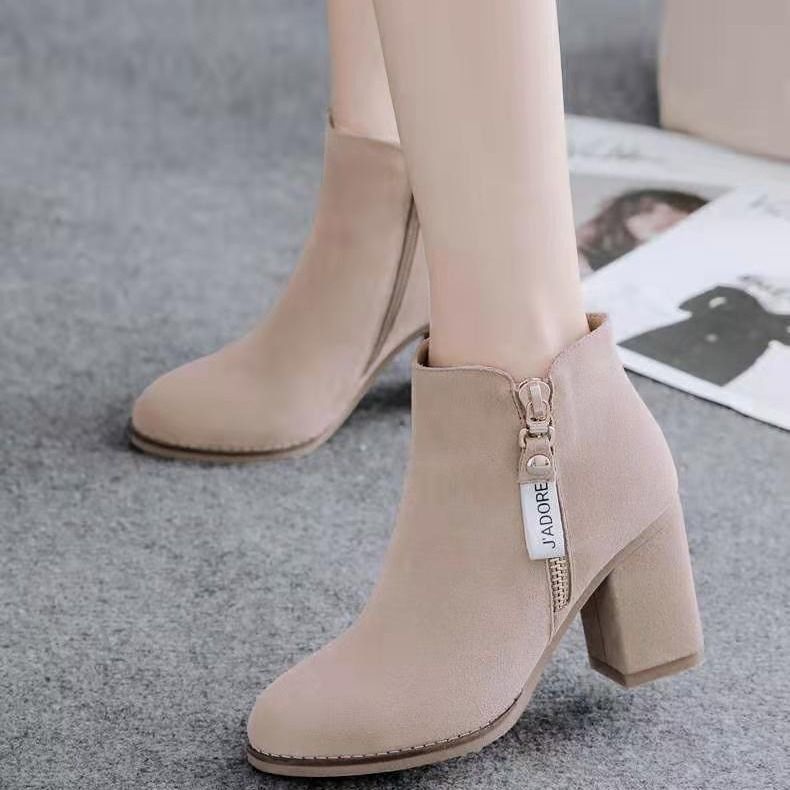 Women's Short Boots Spring And Autumn