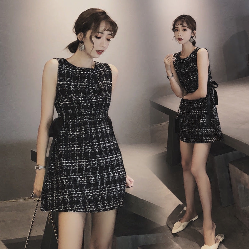 Early Autumn Sleeveless Women's Dress