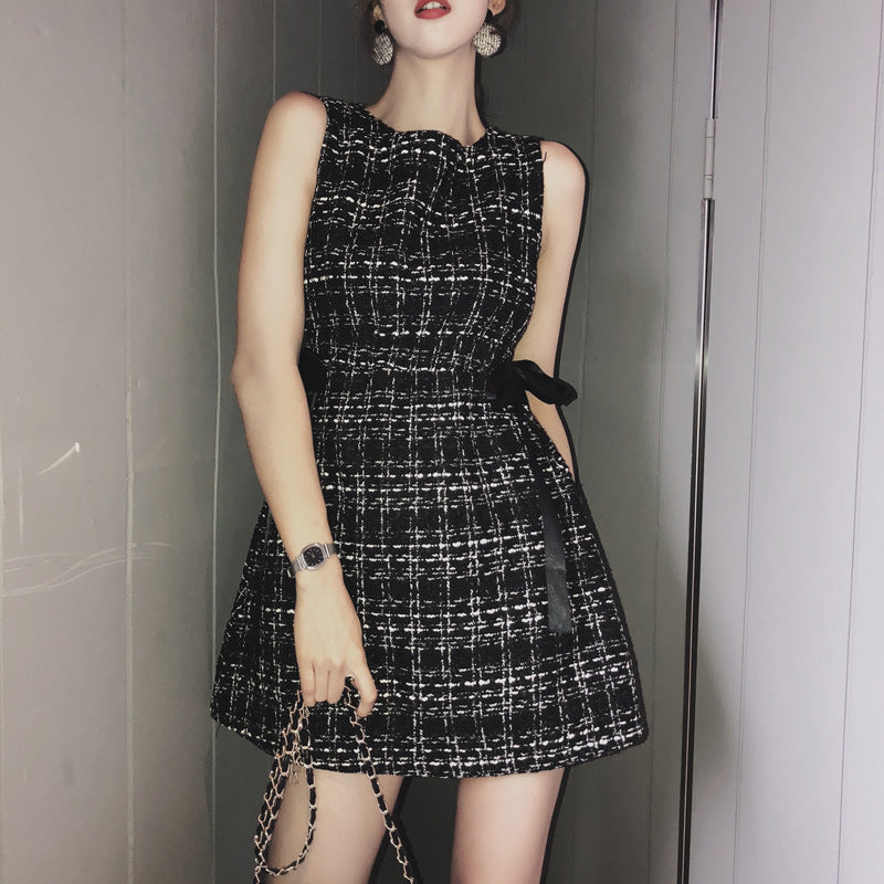 Early Autumn Sleeveless Women's Dress