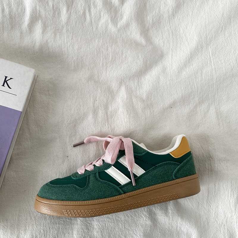 Niche Retro Green German Training Shoes For Women