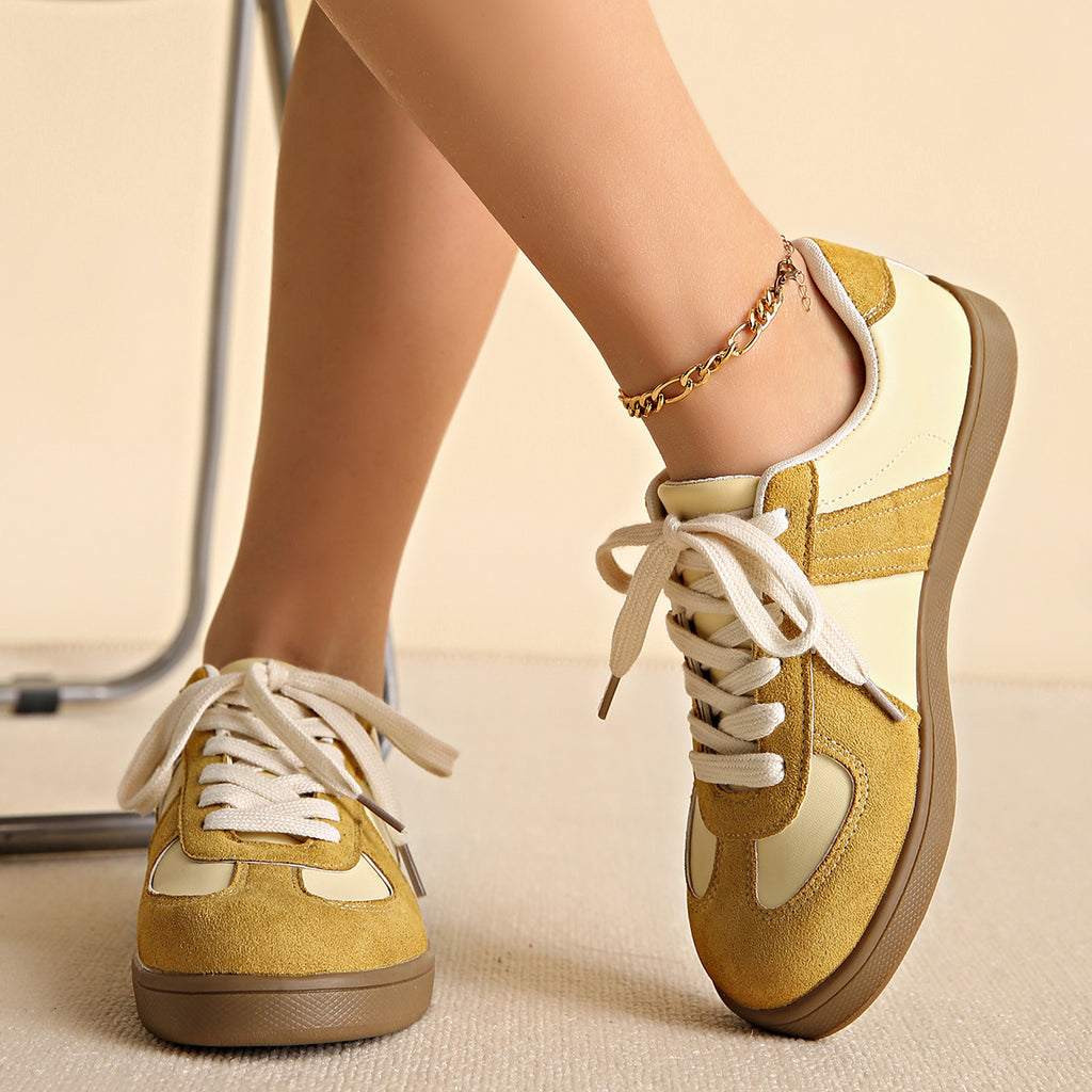 Round Toe All-matching Lace-up Flat Retro Low-top Sports Board Shoes