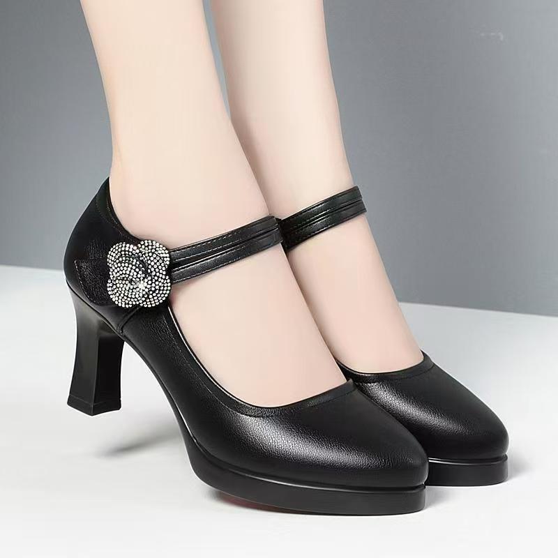 Women's Soft Leather Platform Shoes With Buckle