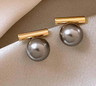 Women's Metal Pearl Stud Earrings