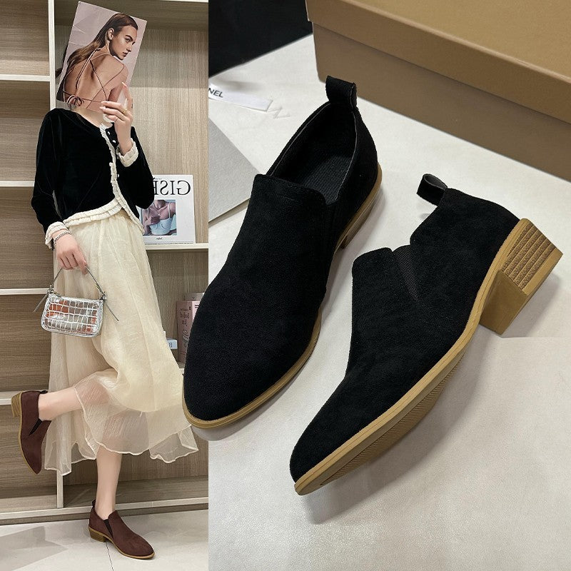 Large Size Low Heel Pointed-toe Boots